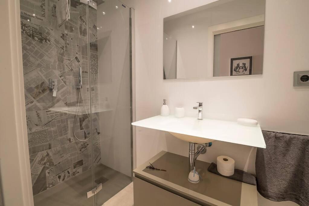 Centrico Y Reformado Con Estilo Apartment Valencia Exterior photo